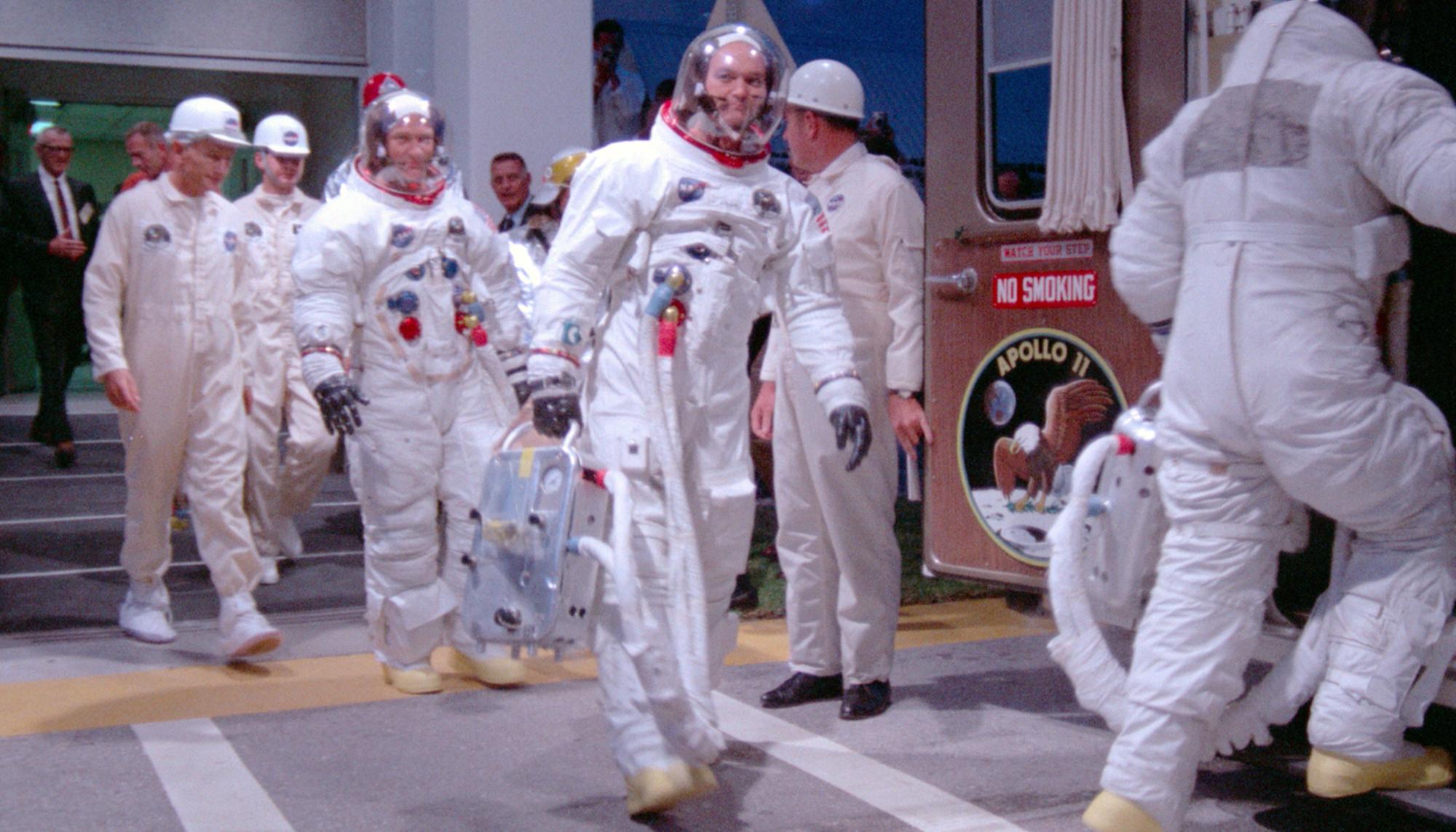 Apolo 11 (2019) - 01